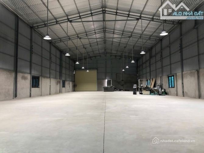 Cho thuê mặt bằng: Cho thuê mặt bằng: Cho thuê đất: CHO THUÊ KHO 600M2, NINH SỞ