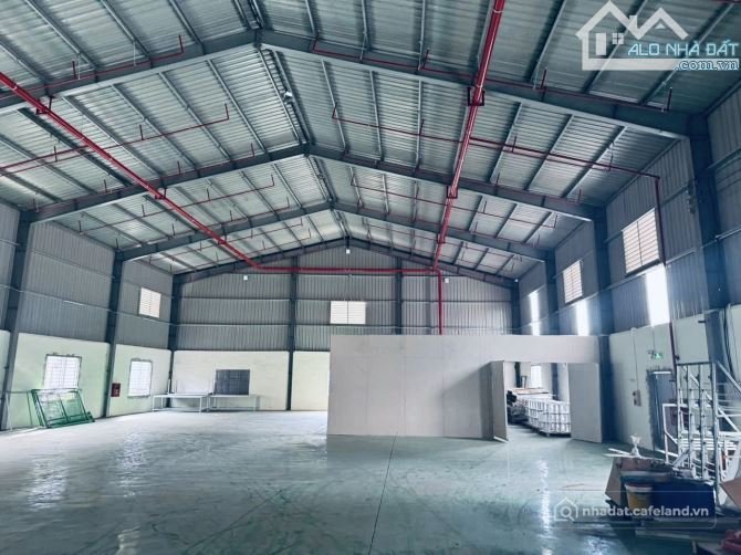 Cho thuê mặt bằng: Cho thuê mặt bằng: Cho thuê đất: Cho thuê 1200m2 cuối đại lộ