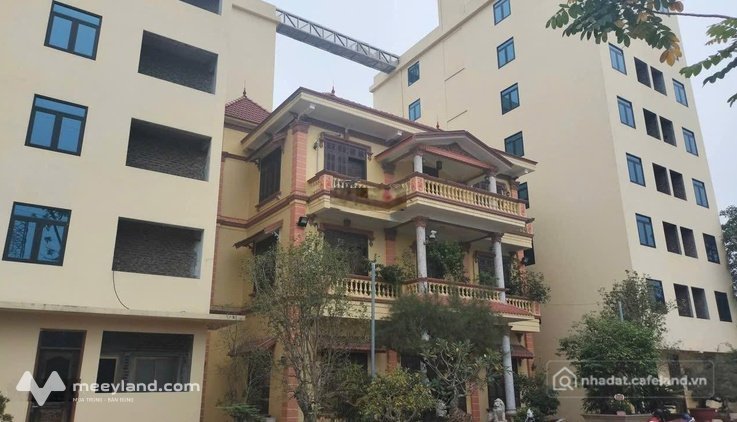 Cho thuê nhà riêng: Cho thuê nhà riêng: Cho thuê nhà riêng: Cho thuê gấp 3 toà c