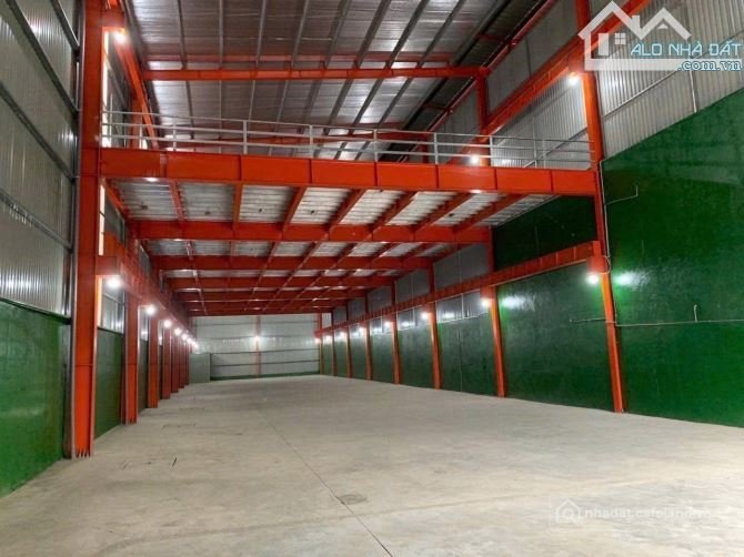 Cho thuê mặt bằng: Cho thuê mặt bằng: Cho thuê đất: Cho thuê 1200m2( 2 tầng) ngã