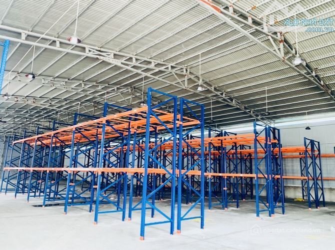 Cho thuê mặt bằng: Cho thuê mặt bằng: Cho thuê đất: Cho thuê 1500m2 kho đẹp km 1