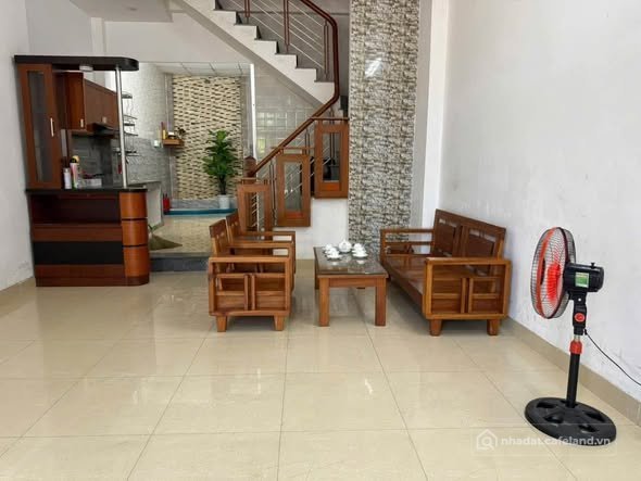 Cho thuê phòng trọ: Cho thuê phòng trọ: Ngô Quyền