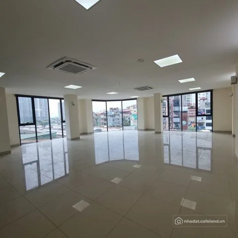 Cho thuê văn phòng: CHO THUÊ VĂN PHÒNG MẶT PHỐ 111 NGUYỄN XIỂN - HÀ NỘI/110m2/ L