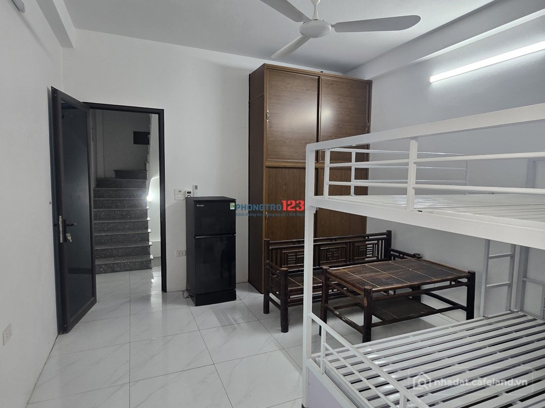 Cho thuê phòng trọ: 35M đủ ĐH, Tủ, Quạt, giường 4Người CHỈ TỪ 2Tr