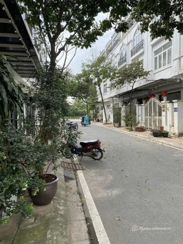 Cho thuê nhà riêng: Cho thuê nhà riêng: Cho thuê nhà Khu Liền Kề Hải Âu - Cầu Bư