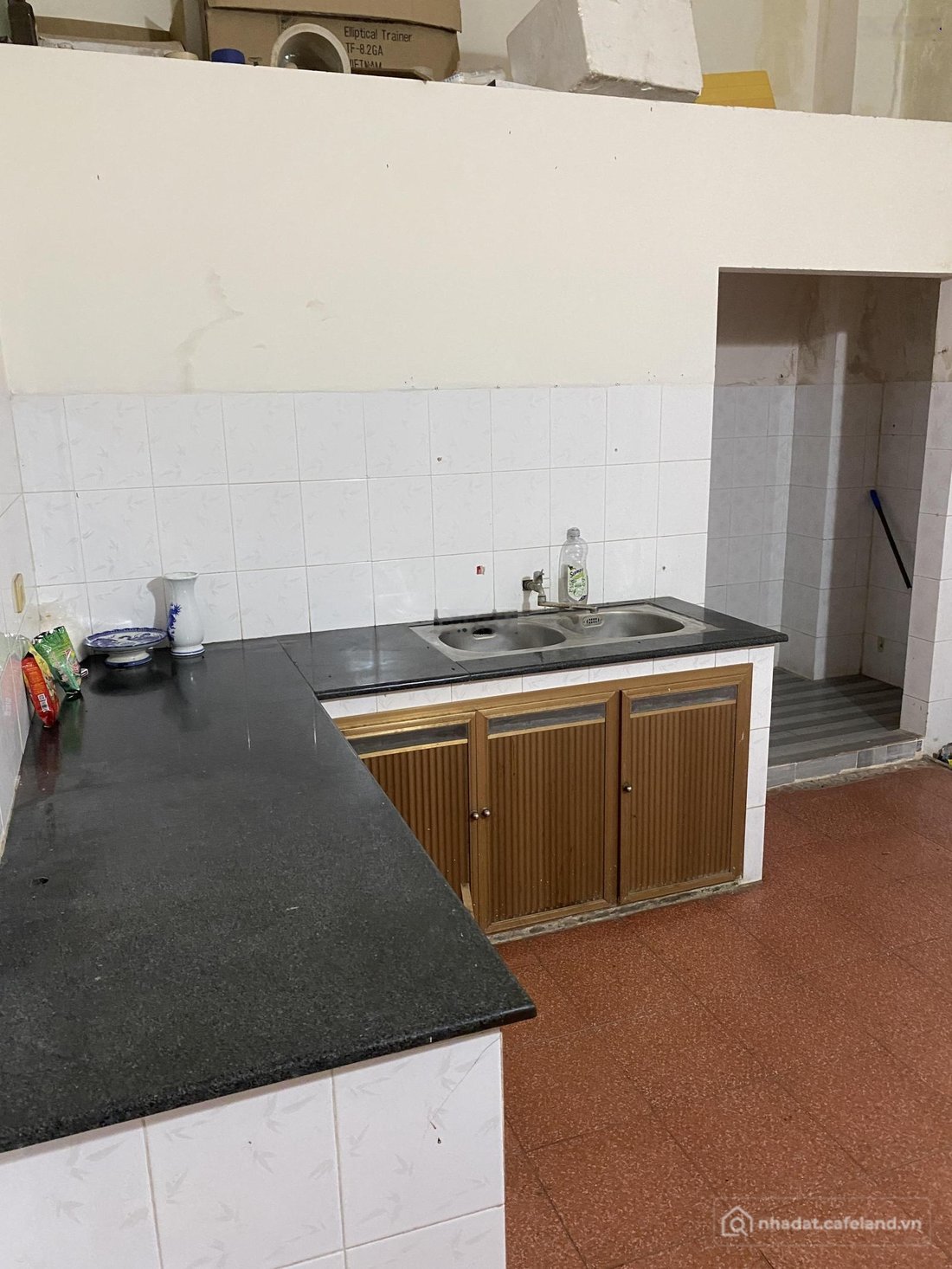 Nhà riêng: Cho thuê nhà nguyên căn 5x16m, 1 trệt 2 lầu, ngay đường Nguyễn Trung