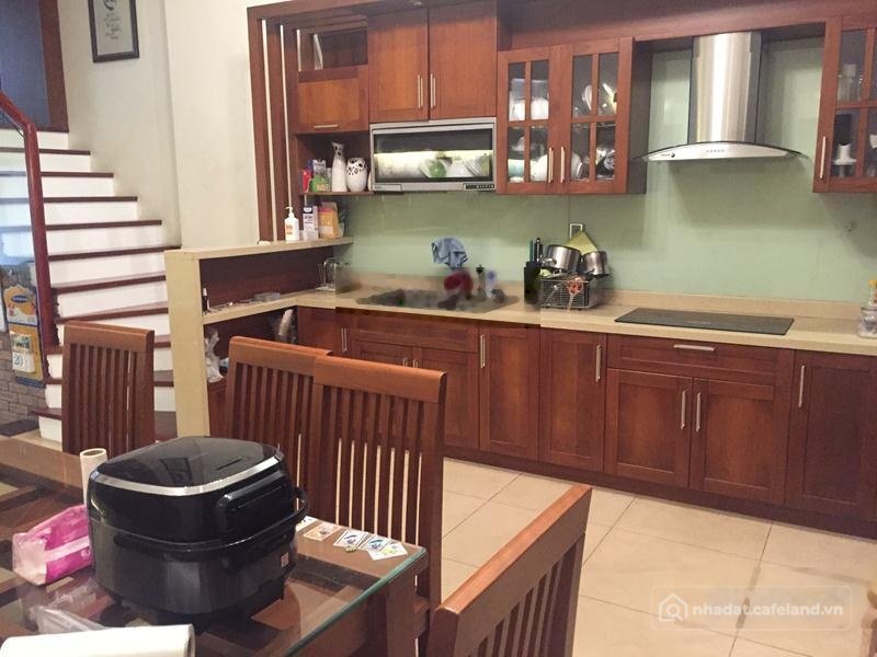 Nhà riêng: Cho thuê nhà riêng phương liệt 45 m2 x 4t ô tô đỗ cửa 12 triệu/tháng,