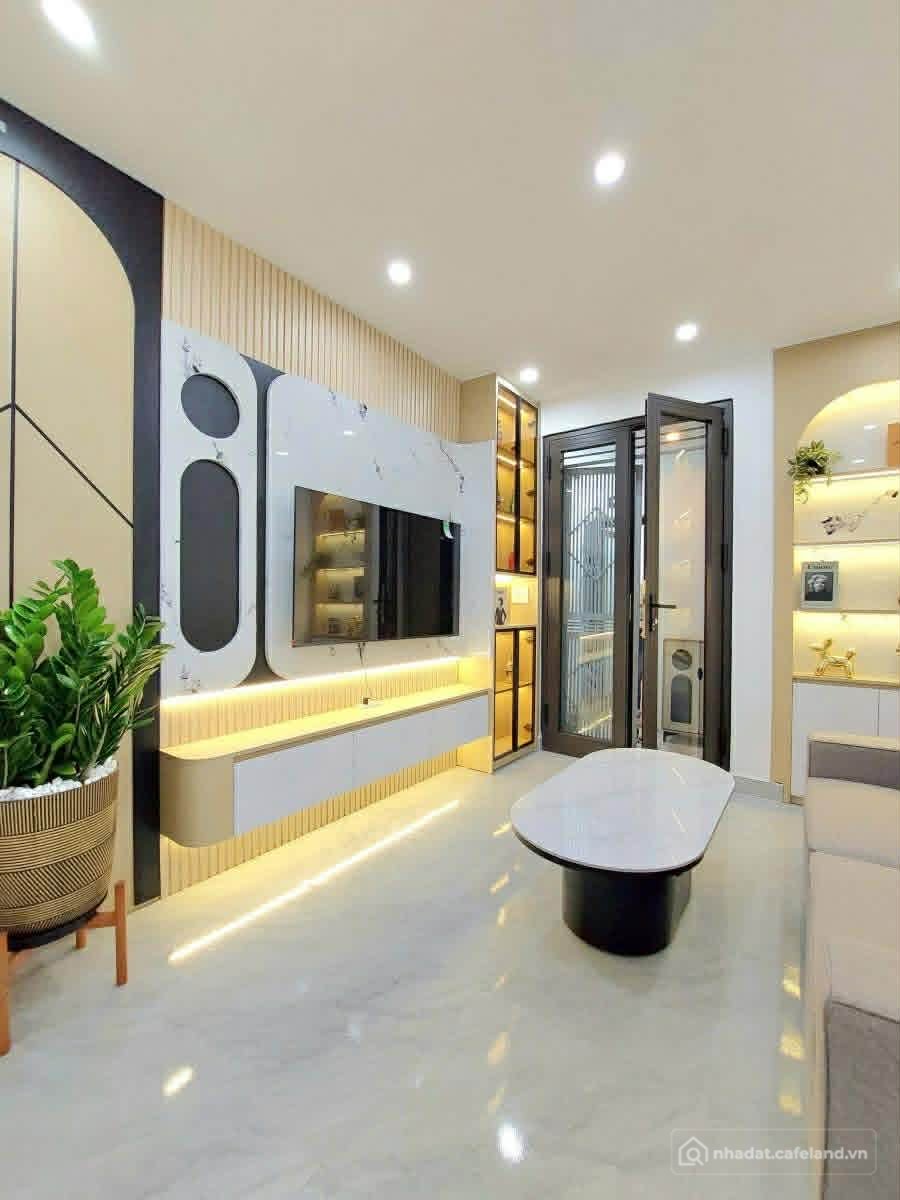 Bán căn hộ Mini, Dịch vụ: Bán nhà tập thể Quỳnh Mai, Hai Bà Trưng, tầng 3, diện