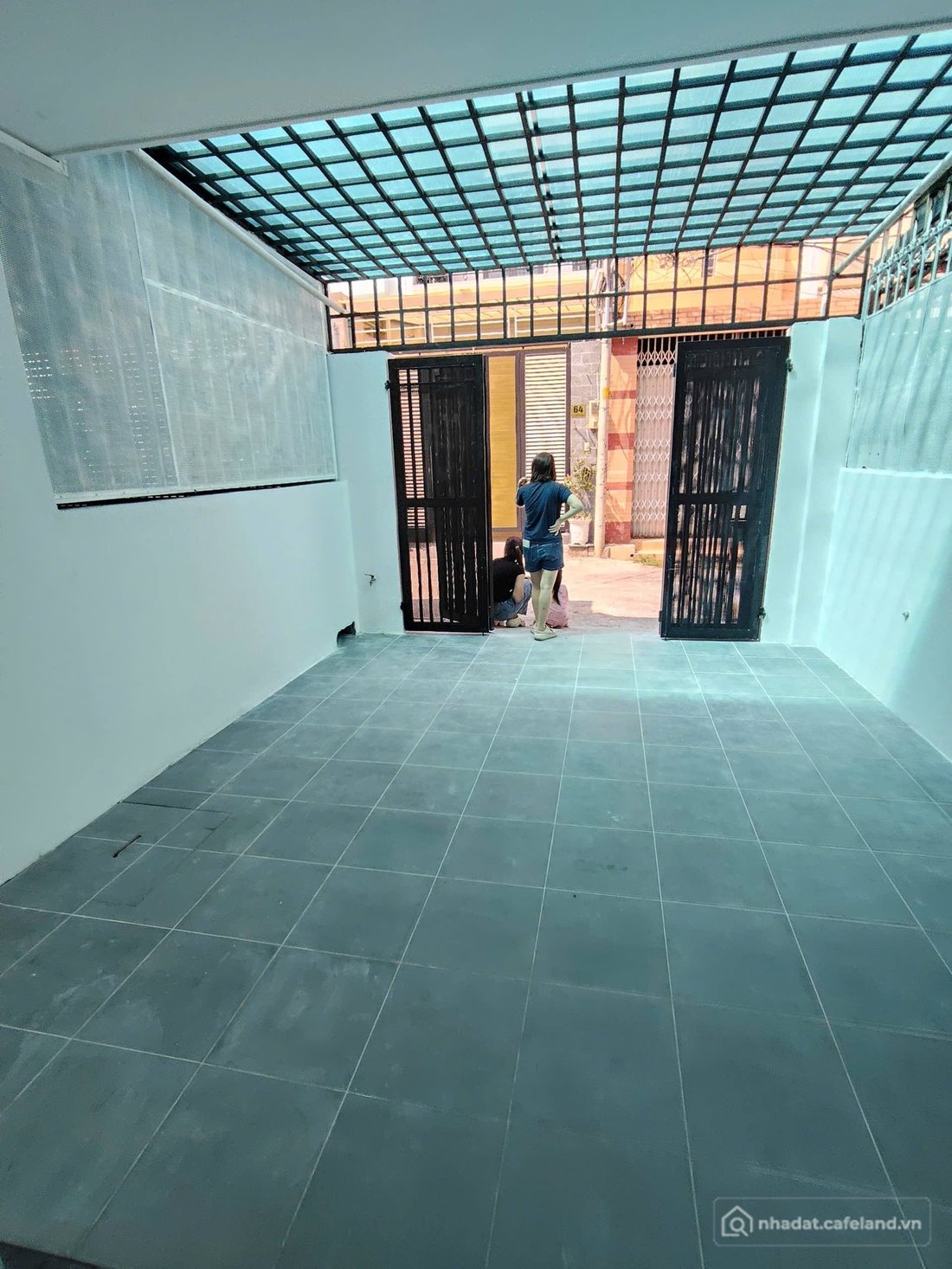 Nhà riêng: Nhà 2 tầng sân ô tô 92m2 ngay Kha Vạn Cân, Thủ Đức, giá 12 triệu/thán