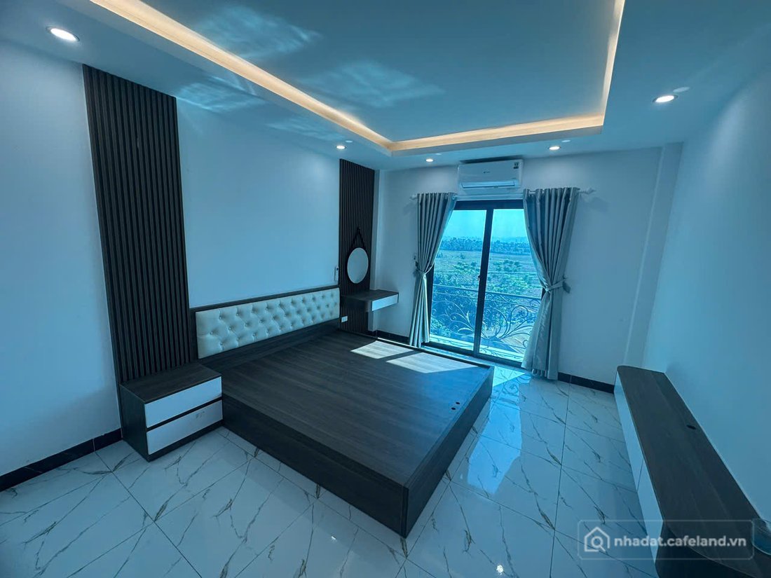 Nhà riêng: Cho thuê nhà nguyên căn phố Phụng Châu, Chương Mỹ, 37m2, 5 tầng, 4 ph