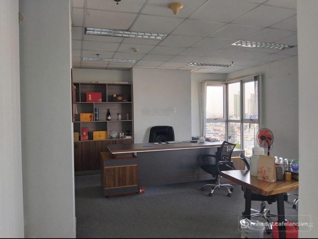 Văn phòng: Cho thuê văn phòng The EverRich I, Đường 3/2, DT 161m2, giá 28tr/thán