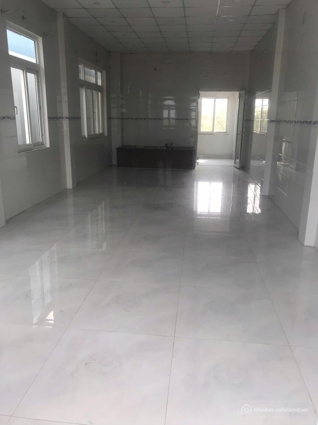 Nhà riêng: Cho thuê nhà 159m² - 5 - 6 phòng - Ôtô ra vào - 15 triệu/tháng - Gần