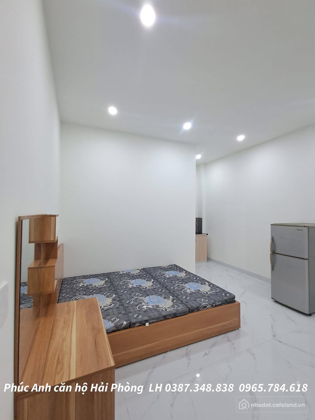 Phòng trọ: hòng trọ 30m2 có bếp riêng, tủ lạnh riêng, vệ sinh khép kín