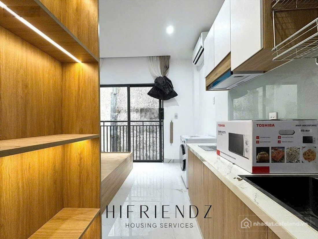 Phòng trọ: Khai trương nhà ban công gần Vạn Hạnh Mall - Giá ưu đãi T12