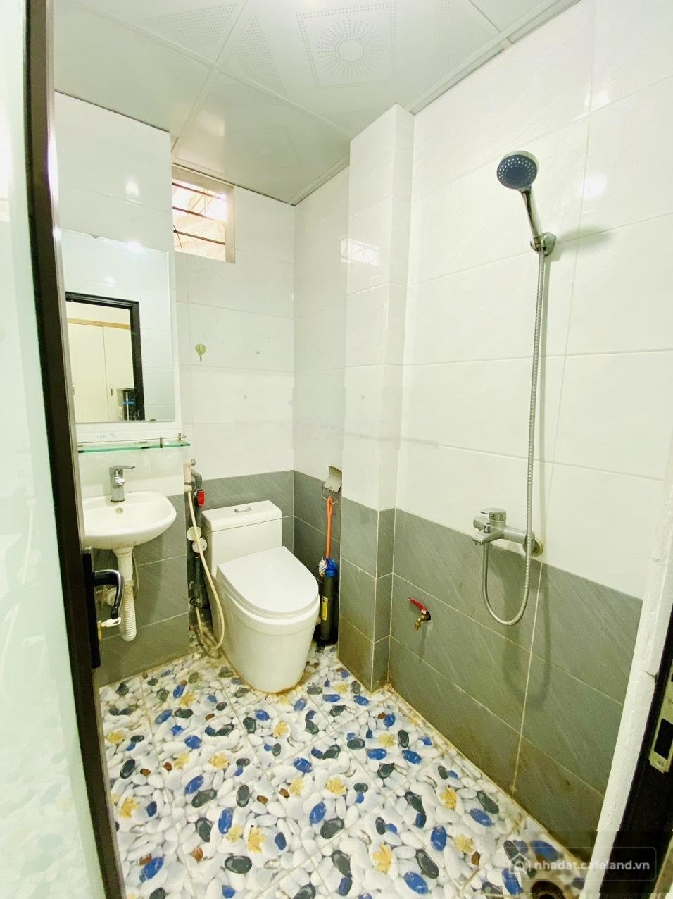 Phòng trọ: Chính chủ cho thuê phòng Di Trạch Hoài Đức khép kín điều hòa nóng lạn
