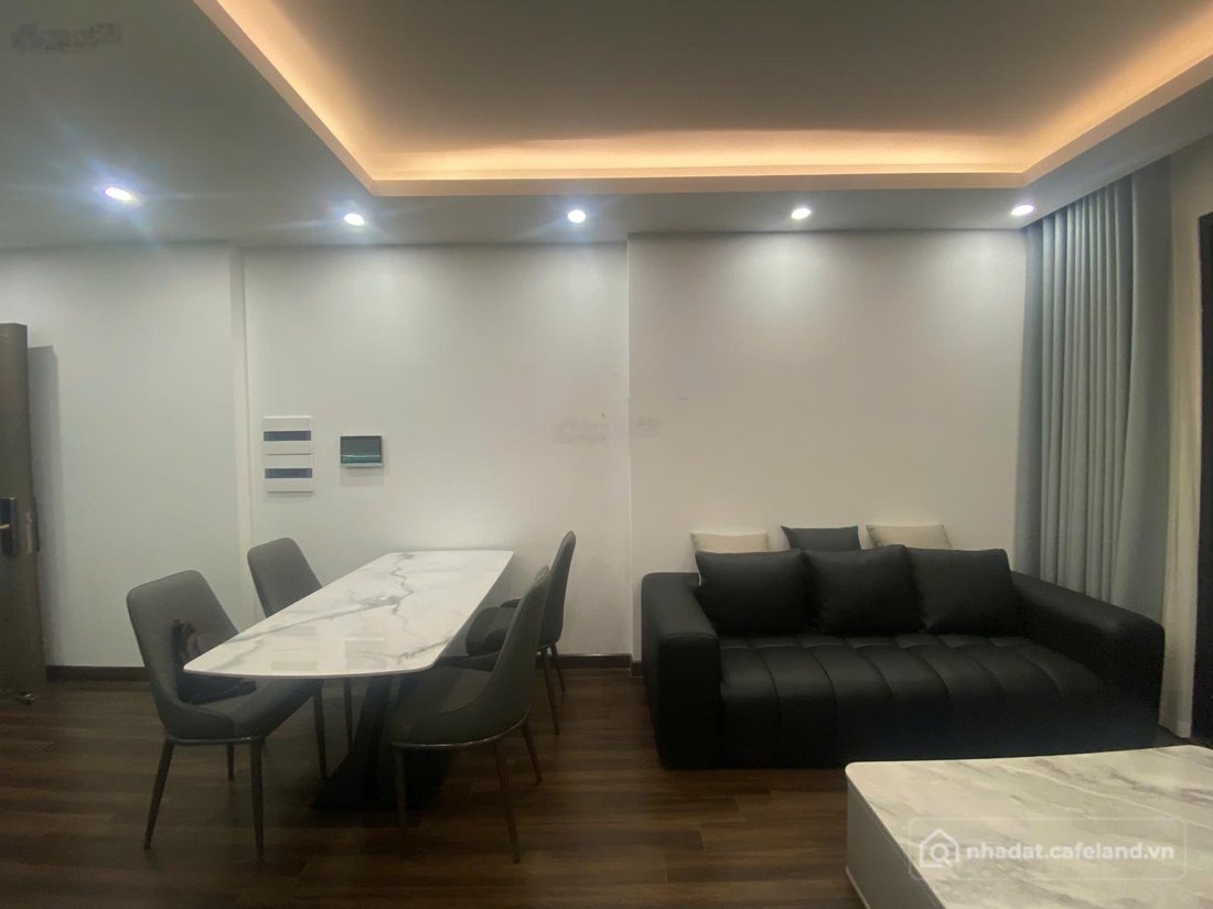 Căn hộ chung cư: Cho thuê căn hộ 3 ngủ Hoàng Huy Commerce vừa hoàn thiện xong. N