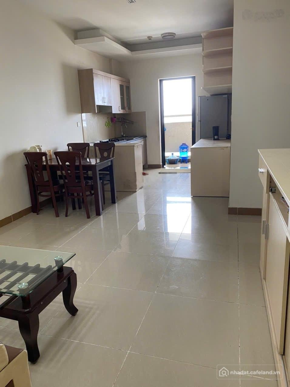 Căn hộ chung cư: Cho thuê căn hộ Đức Khải, 67m2 2PN - 2WC, nội thất, giá 8 triệu