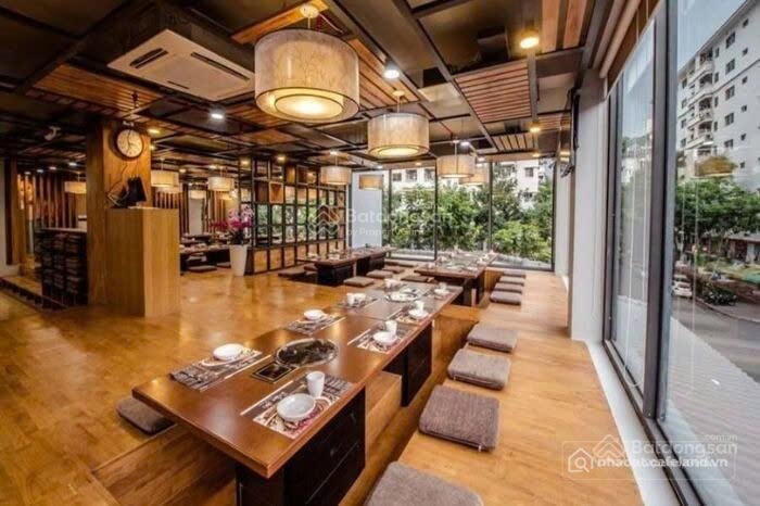 Nhà riêng: Cho thuê nhà mặt phố Nguyễn Văn Lộc DT 160m² x 3 tầng, Mặt tiền 10m p