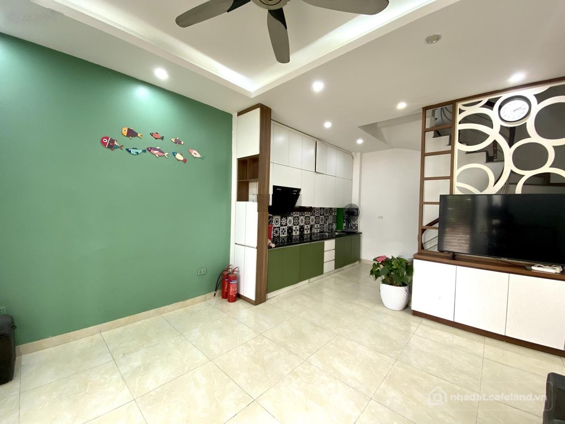 Nhà riêng: Cho thuê nhà riêng tại Ngõ 68, Thạch Bàn, 9 triệu, 39m2