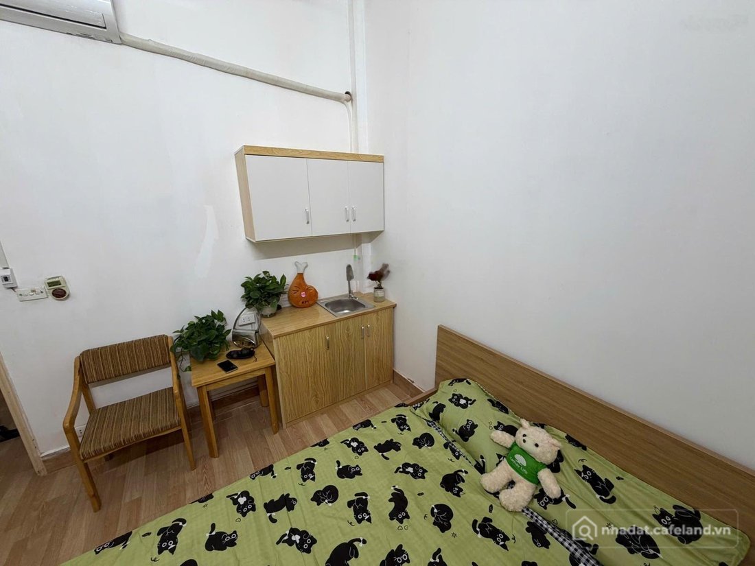 Phòng trọ: Phòng đẹp ở số 10 Vũ Thạnh - Giảng Võ, đủ đồ, vào ở ngay 3.5tr