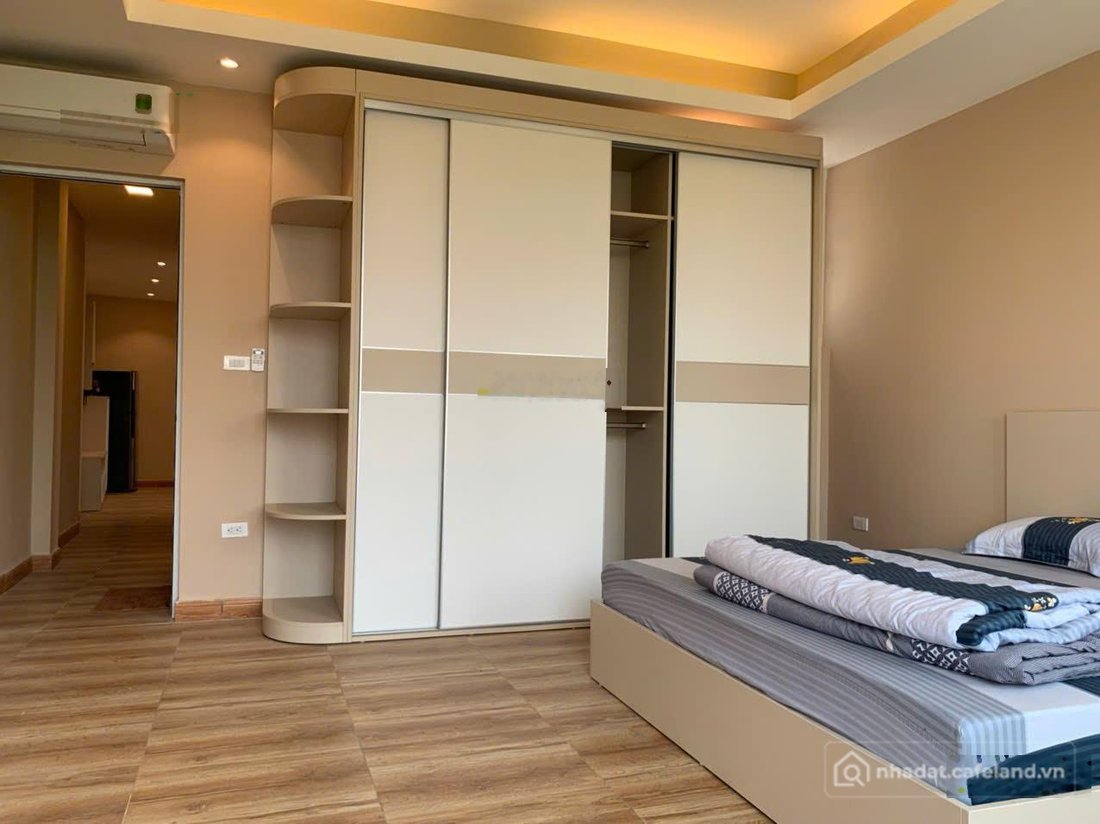 Mặt bằng: Cho Thuê Mặt Bằng View Hồ Trúc Bạch Vị Trí Vàng Kinh Doanh Chỉ 8 Triệu