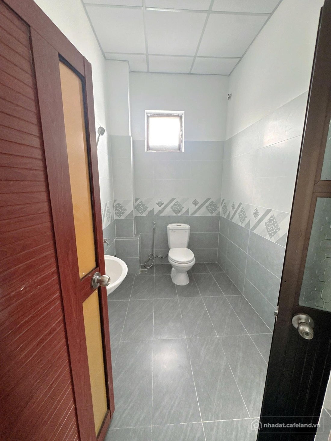 Nhà riêng: Chính chủ cho thuê mặt tiền kinh doanh Bình Long 9.5x40m đúc 3 tấm tr