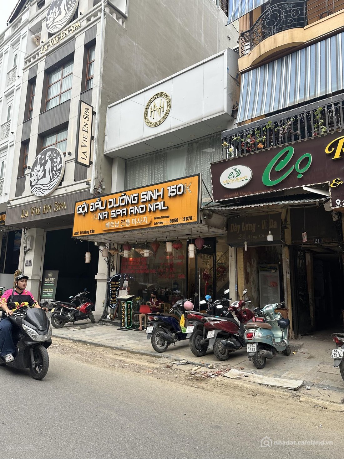 Nhà riêng: Siêu hiếm tại Hàng Dầu mặt hồ Gươm. Vị trí quá đắc địa phù hợp làm nh
