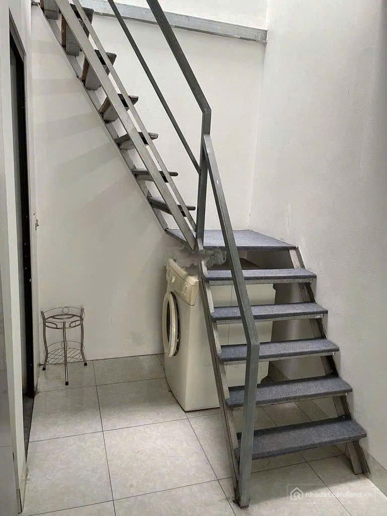 Phòng trọ: Cho thuê nhà nguyên căn cấp 4 Lê Trọng Tấn, Hà Đông 80m2 gác xép 2 ph