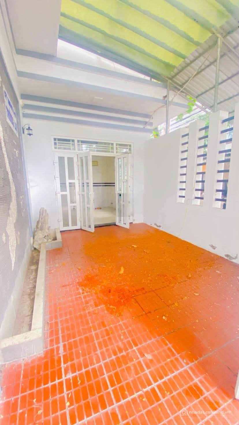 Nhà riêng: Cho thuê nhà góc 2 mặt tiền Nguyễn Hiền KDC 91B tiện văn phòng