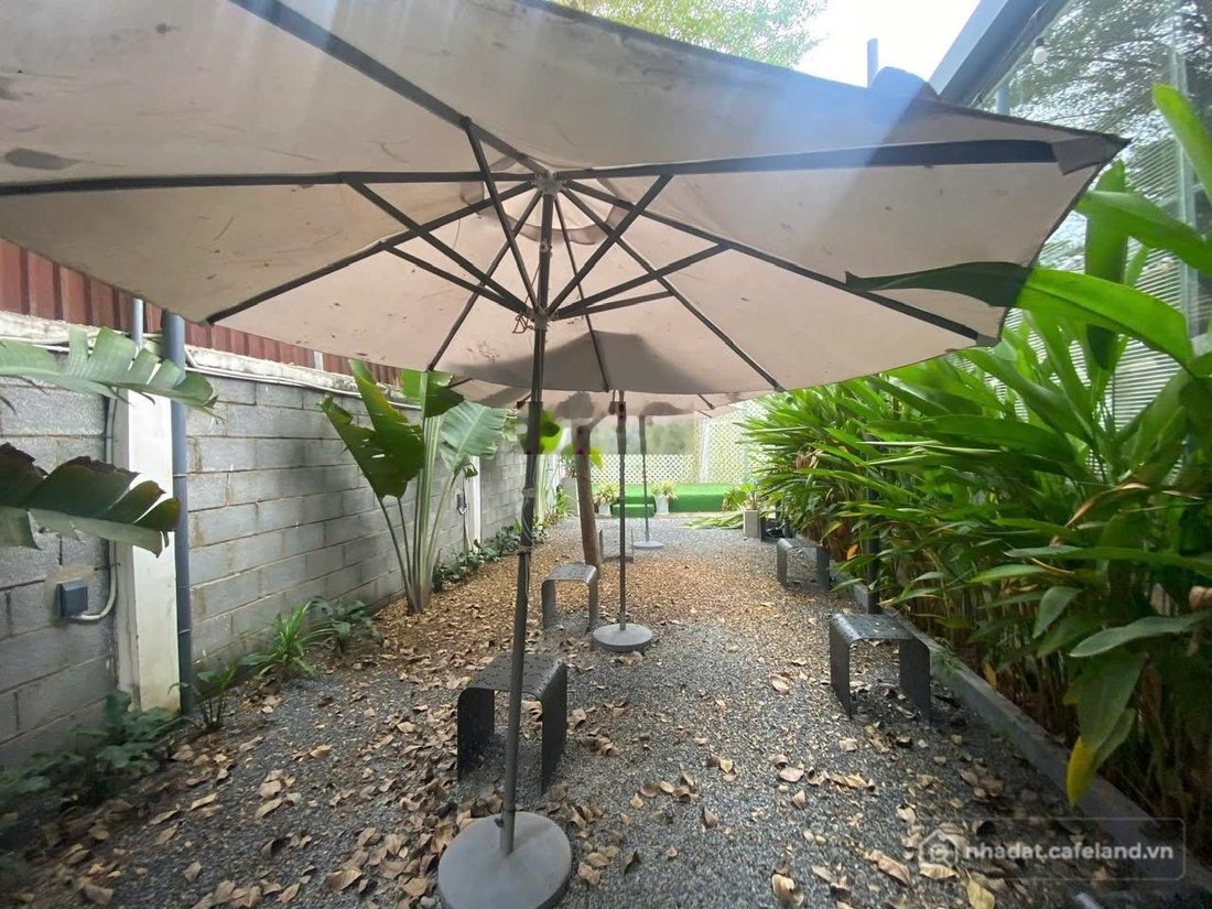 Mặt bằng: Cho thuê mặt bằng 400m2 gần đường Nguyễn Ái Quốc phường Tam Hiệp gần t