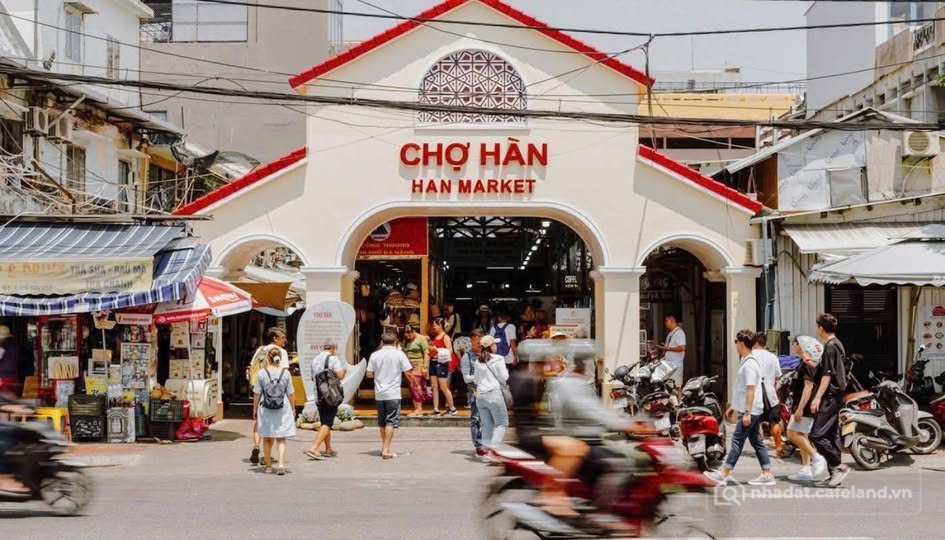 Mặt bằng: Cho thuê mặt bằng 2 mặt tiền – đối diện Chợ Hàn – vị trí vàng khu du l