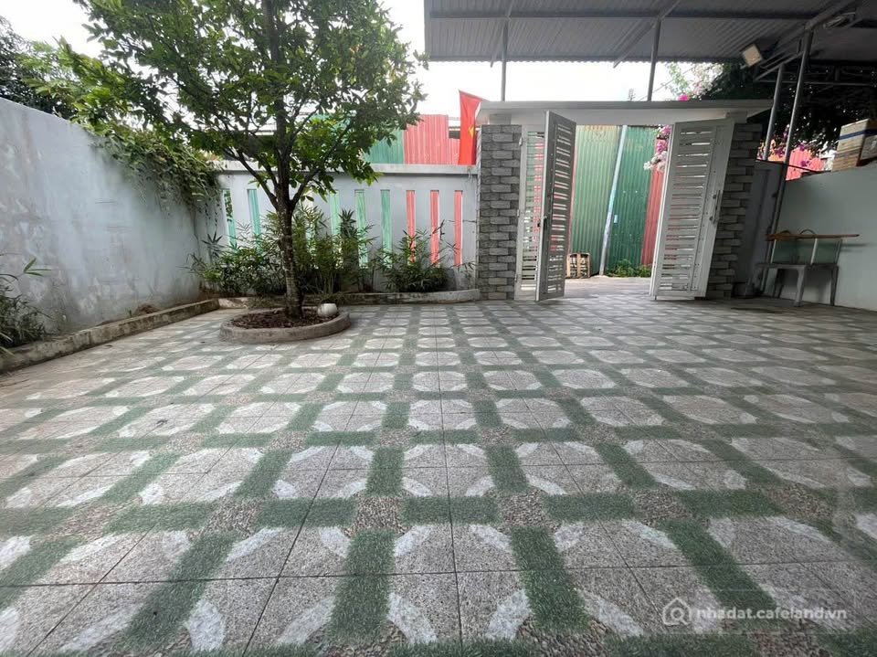 Nhà riêng: Cho thuê nhà sân vườn 178m² tại Vĩnh Ngọc, Nha Trang - 4.5 triệu/thán