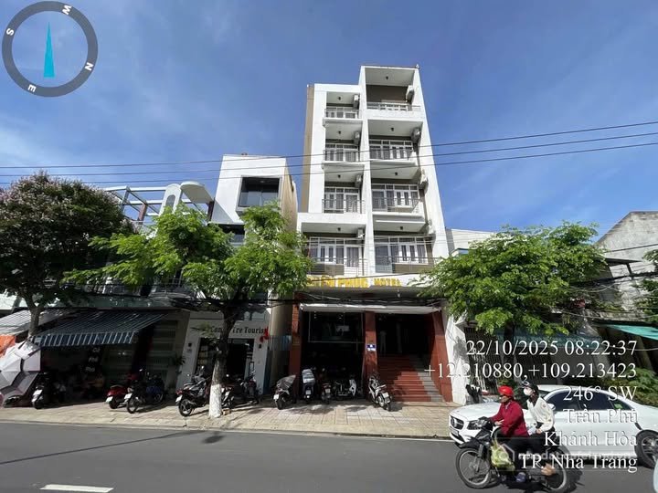 Bán nhà hàng - Khách sạn: Khách sạn mặt tiền 120 Trần Phú, Nha Trang, hạ giá sốc