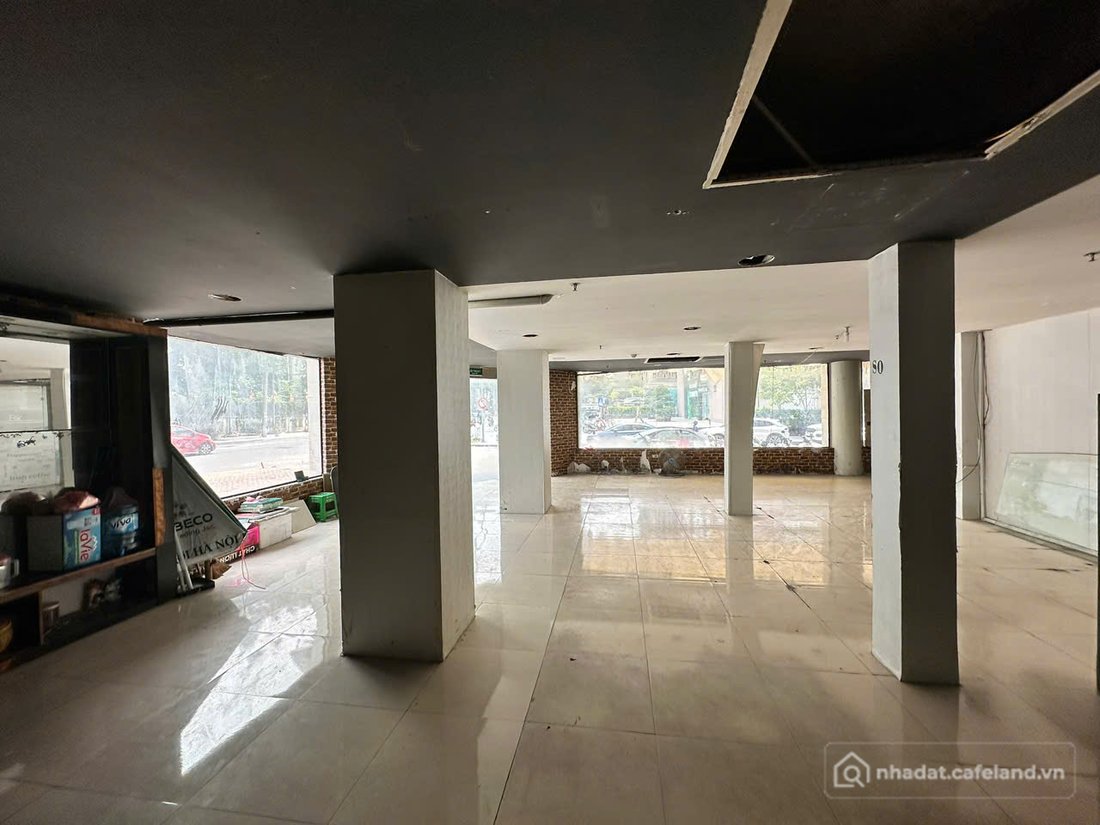 Mặt bằng: Cho thuê tòa nhà mặt tiền kinh doanh văn phòng tại – 11C Cát Linh, Hà