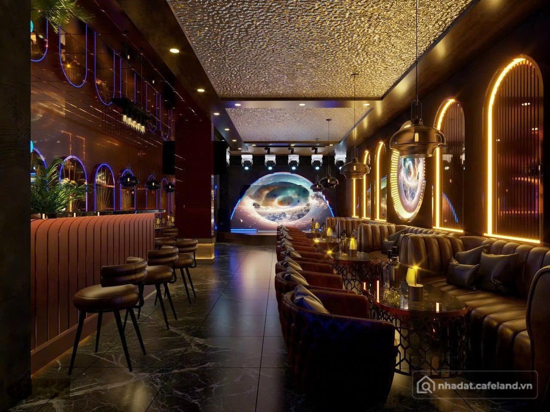 Mặt bằng: Chính chủ cho thuê quán hát cho nhau nghe, DT 70m2, phố Quan Hoa, phườ