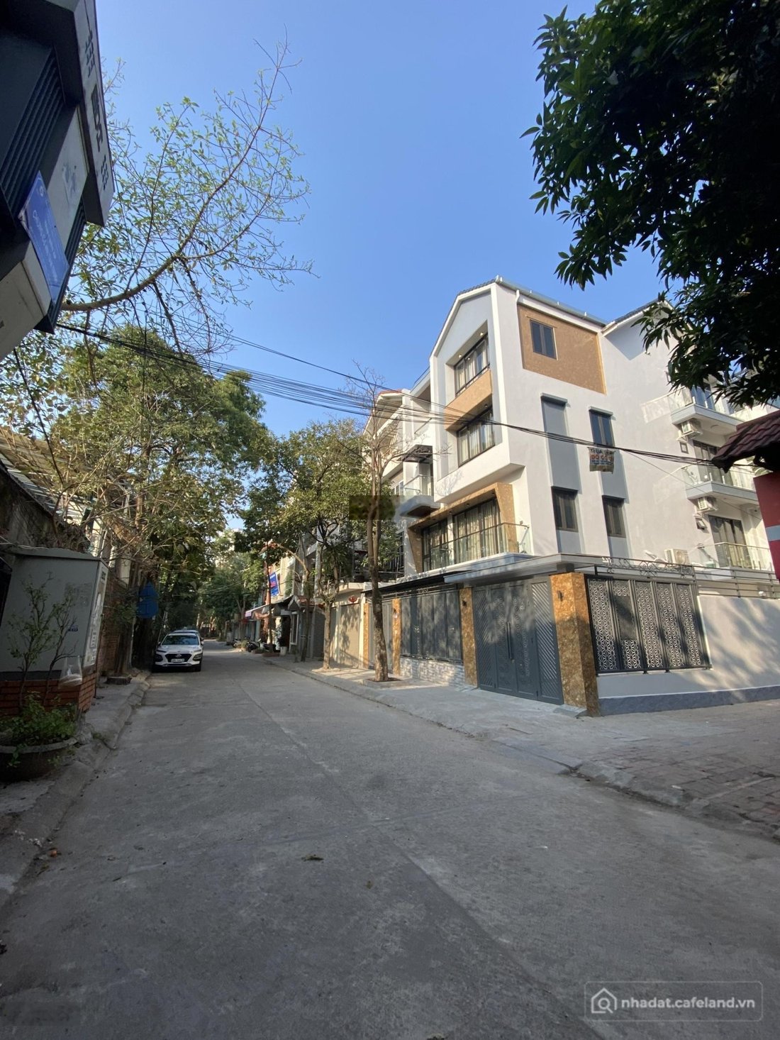Mặt bằng: Cho thuê tầng 1 ngõ 409 Tam Trinh 165m2