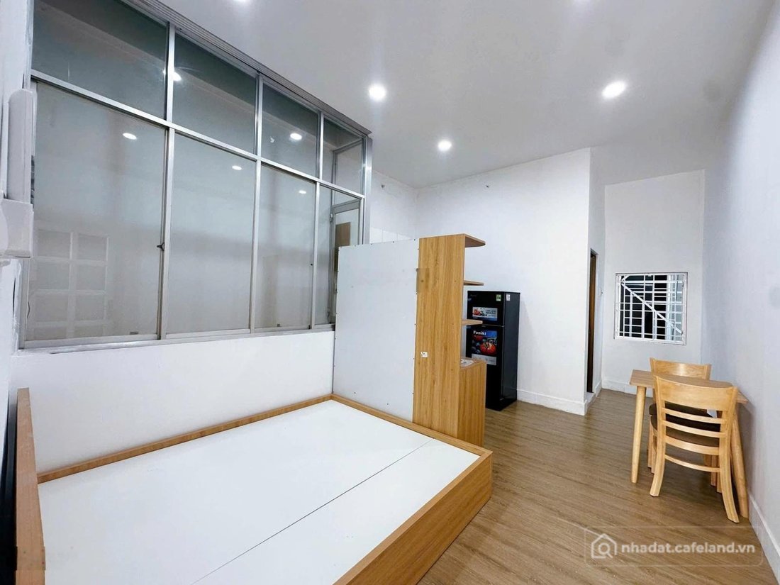 Phòng trọ: Cho thuê nhà trọ tại Hoàng Văn Thụ, 9 triệu, 22m2, Chính chủ, uy tín