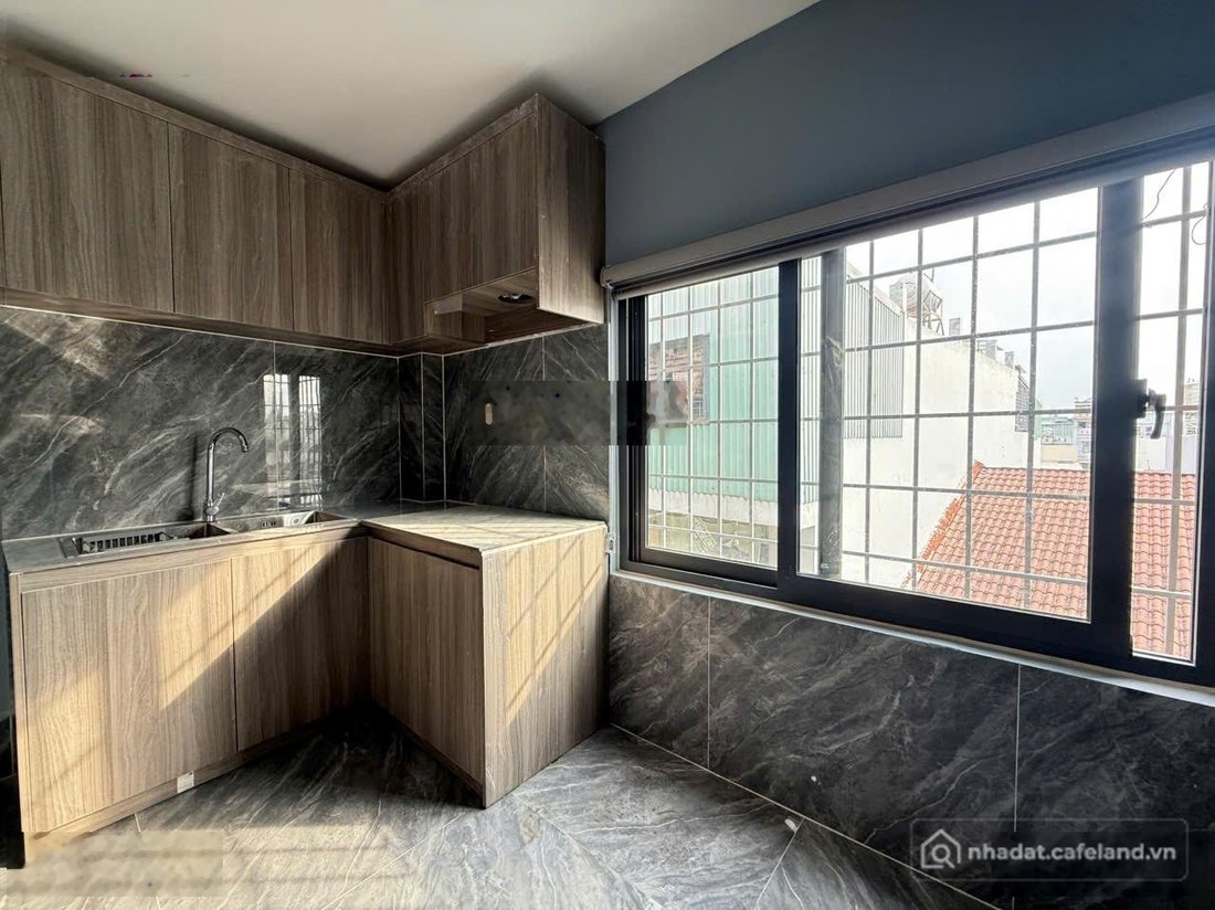 Phòng trọ: Duplex bự như nhà nguyên căn ngay Go Trường Chinh rộng hơn 50m2