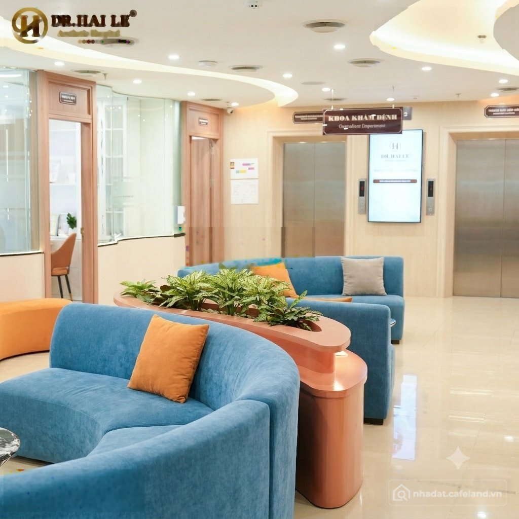 Nhà riêng: Tòa nhà cho thuê ngang 9m Trần Hưng Đạo, Quận 5