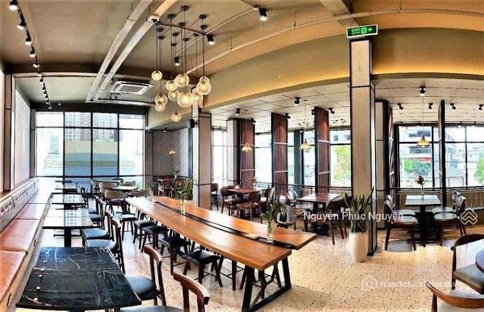 Nhà riêng: Cho thuê nhà 3mt trần hưng đạo quận 5 dt 8x16m dtsd 533m² trệt 3 lầu