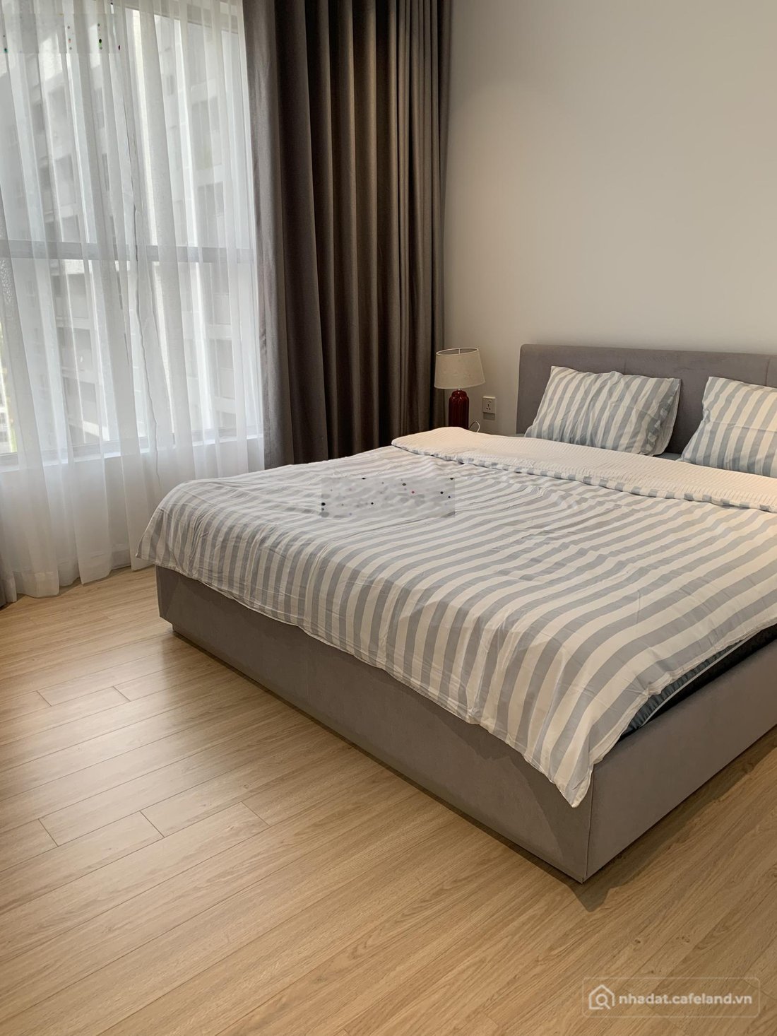Căn hộ chung cư: Cho thuê căn hộ 3PN2WC - 28 triệu/tháng - Full NT cao cấp - Cel