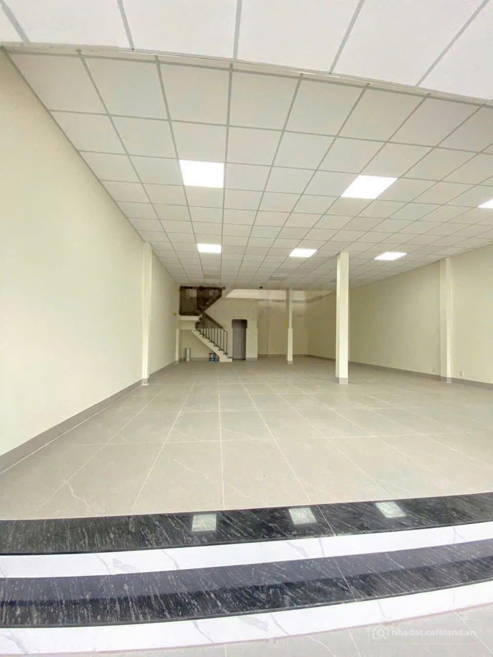 Nhà riêng: Cho thuê nhà mặt tiền KDC Văn hóa Tây Đô gần Bến xe Cần Thơ giá 26 tr