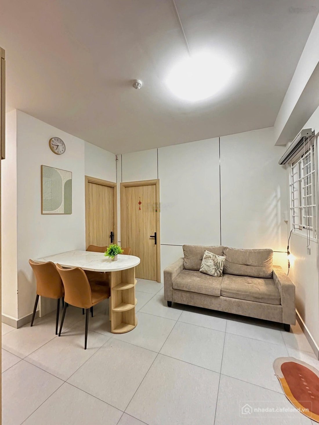 Căn hộ chung cư: Cho thuê căn hộ góc 2 phòng ngủ chung cư Nam Long II Central La