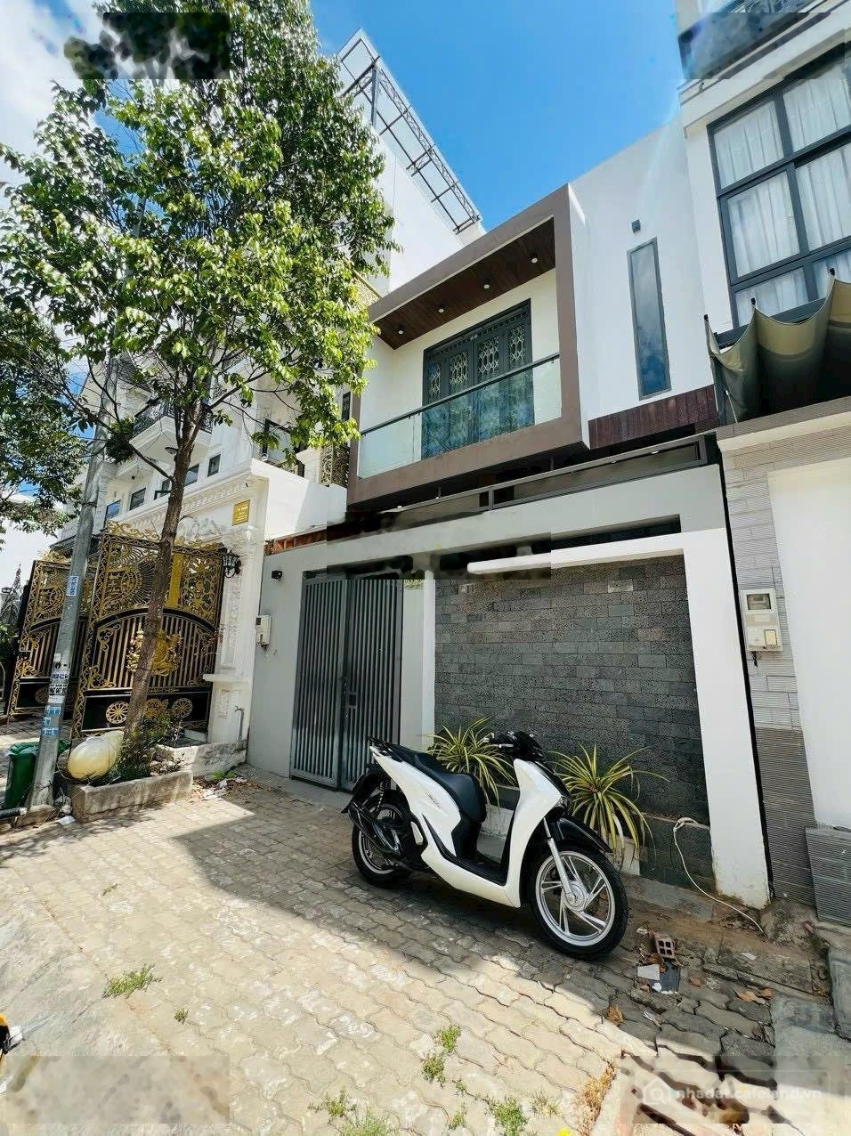 Nhà riêng: Cho thuê nhà 1 trệt 1 lầu Nam Long, đường số 1, 3 phòng ngủ, 3WC, Tây