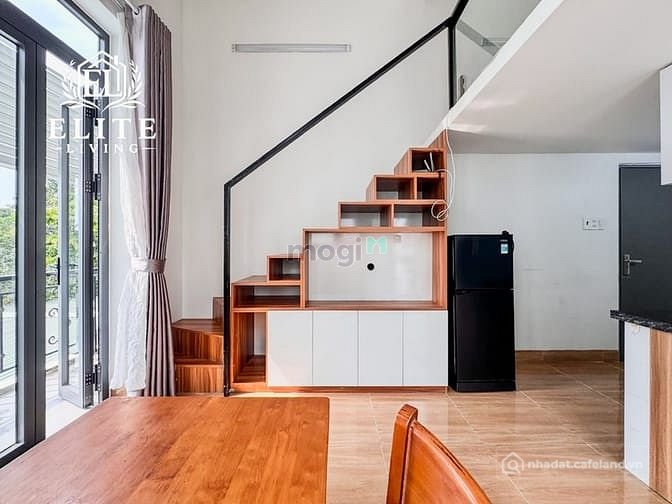 Nhà hàng - Khách sạn: Căn hộ dạng Duplex Ban Công đối diện ĐH Sư Phạm Kỹ Thuận