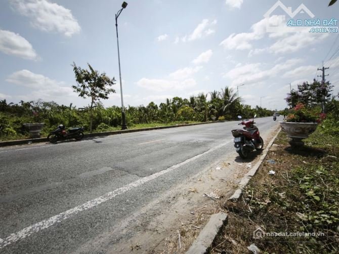 Bán đất nông, lâm nghiệp: BÁN ĐẤT MẶT TIỀN Đ.NGUYỄN VĂN CỪ ĐOẠN CẦU VÀM XÁNG VỀ