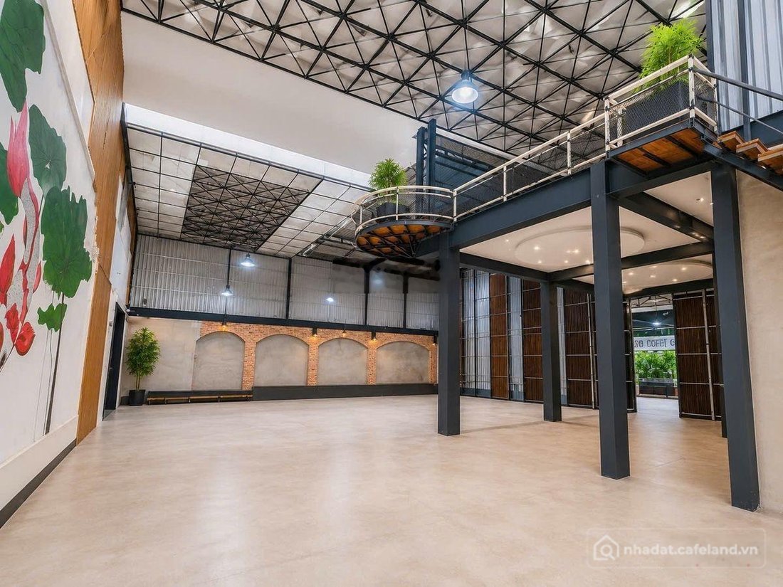Cho thuê nhà riêng: Nhà riêng: Cho thuê tòa nhà rộng 1200m² tại Huỳnh Tấn Phát Q