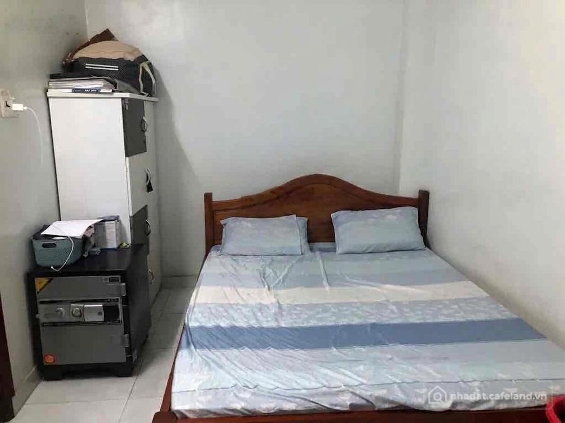 Cho thuê nhà riêng: Nhà riêng: Nhà NC Q3, 3PN, Full NT, 15tr