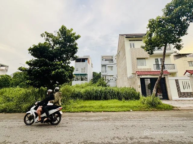 Cho thuê đất: Cho thuê đất 220m2 (10m.22m) Đường Đàm Văn Lễ - Thạnh Mỹ Lợi