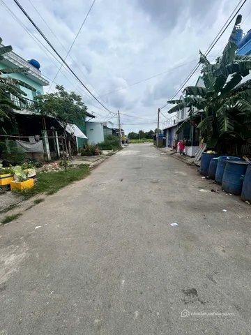Bán căn hộ Mini, Dịch vụ: Bán Nhà trọ 250m2 có sẵn 250 m2 thổ cư giá 900 triệu t